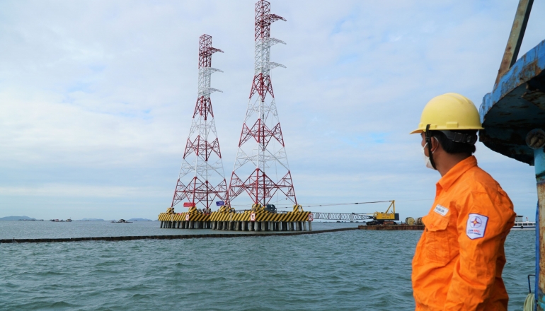 EVN pledges no blackout, but power price may rise this year